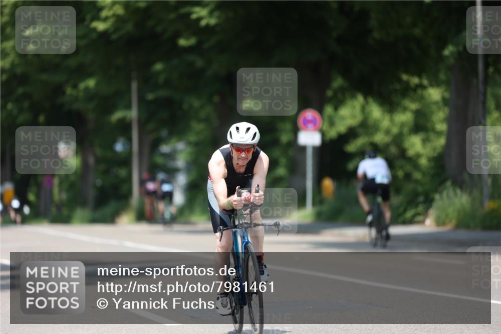 15.06.2025 - 7 Türme Triathlon Yannick Fuchs http://msf.ph/oto/7981461 15.06.2025 12:49:39 Radfahren 261, 462, 511, 671 meine-sportfotos.de