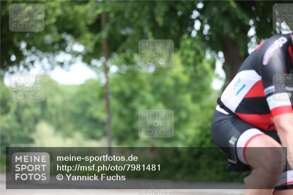 15.06.2025 - 7 Türme Triathlon Yannick Fuchs http://msf.ph/oto/7981481 15.06.2025 11:25:07 Radfahren  meine-sportfotos.de