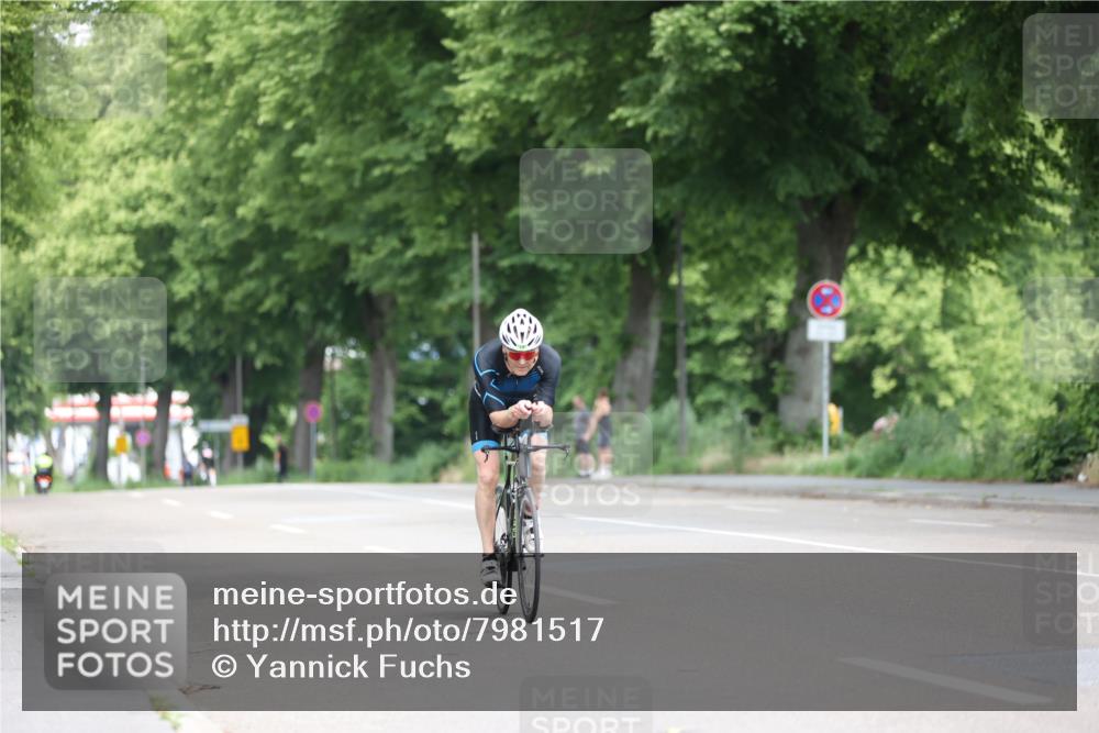 15.06.2025 - 7 Türme Triathlon Yannick Fuchs http://msf.ph/oto/7981517 15.06.2025 11:25:38 Radfahren 218 meine-sportfotos.de