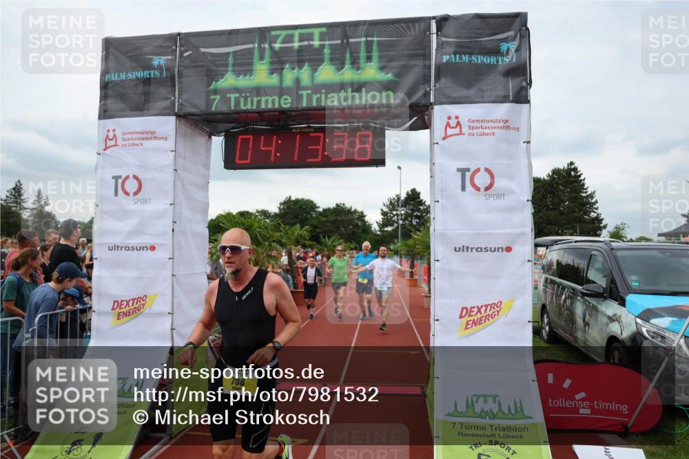 15.06.2025 - 7 Türme Triathlon Michael Strokosch http://msf.ph/oto/7981532 15.06.2025 14:13:37 Ziel 422, 591, 638, 798, 948 meine-sportfotos.de