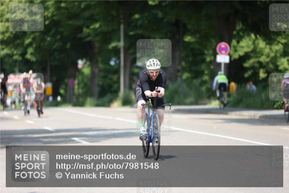 15.06.2025 - 7 Türme Triathlon Yannick Fuchs http://msf.ph/oto/7981548 15.06.2025 12:49:51 Radfahren 260, 466, 498, 677 meine-sportfotos.de