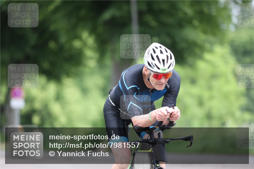 15.06.2025 - 7 Türme Triathlon Yannick Fuchs http://msf.ph/oto/7981557 15.06.2025 11:25:39 Radfahren 218 meine-sportfotos.de