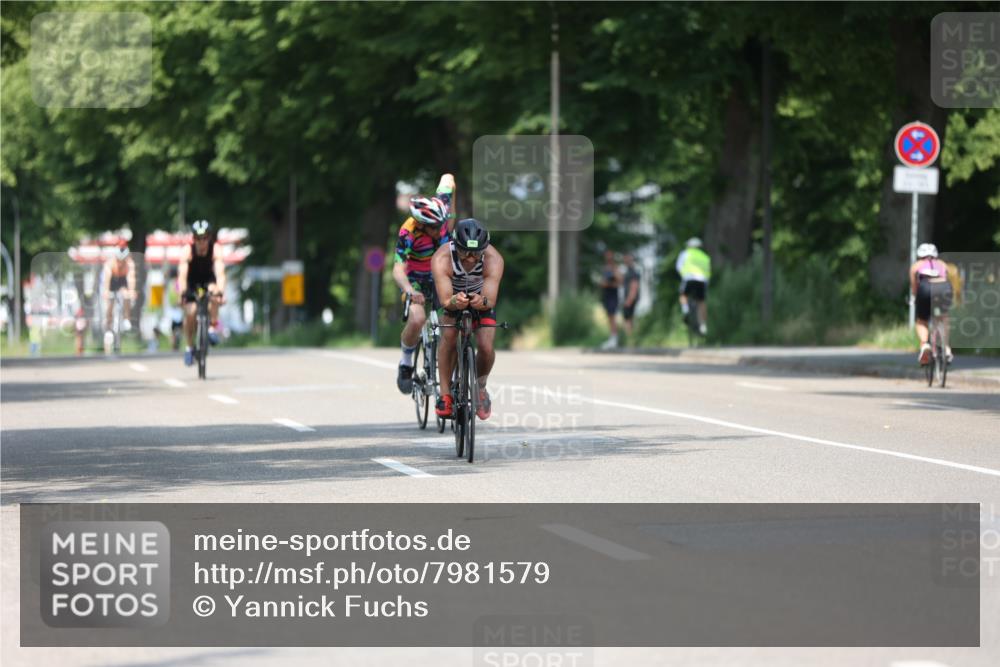 15.06.2025 - 7 Türme Triathlon Yannick Fuchs http://msf.ph/oto/7981579 15.06.2025 12:49:53 Radfahren 466, 498, 677 meine-sportfotos.de