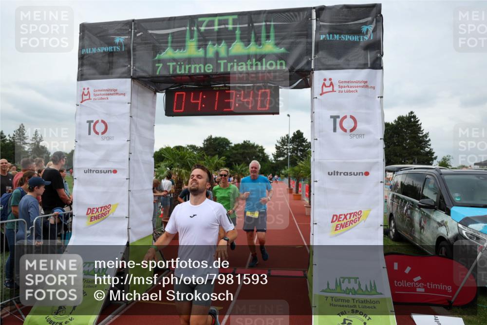 15.06.2025 - 7 Türme Triathlon Michael Strokosch http://msf.ph/oto/7981593 15.06.2025 14:13:39 Ziel 422, 591, 638, 798, 948 meine-sportfotos.de