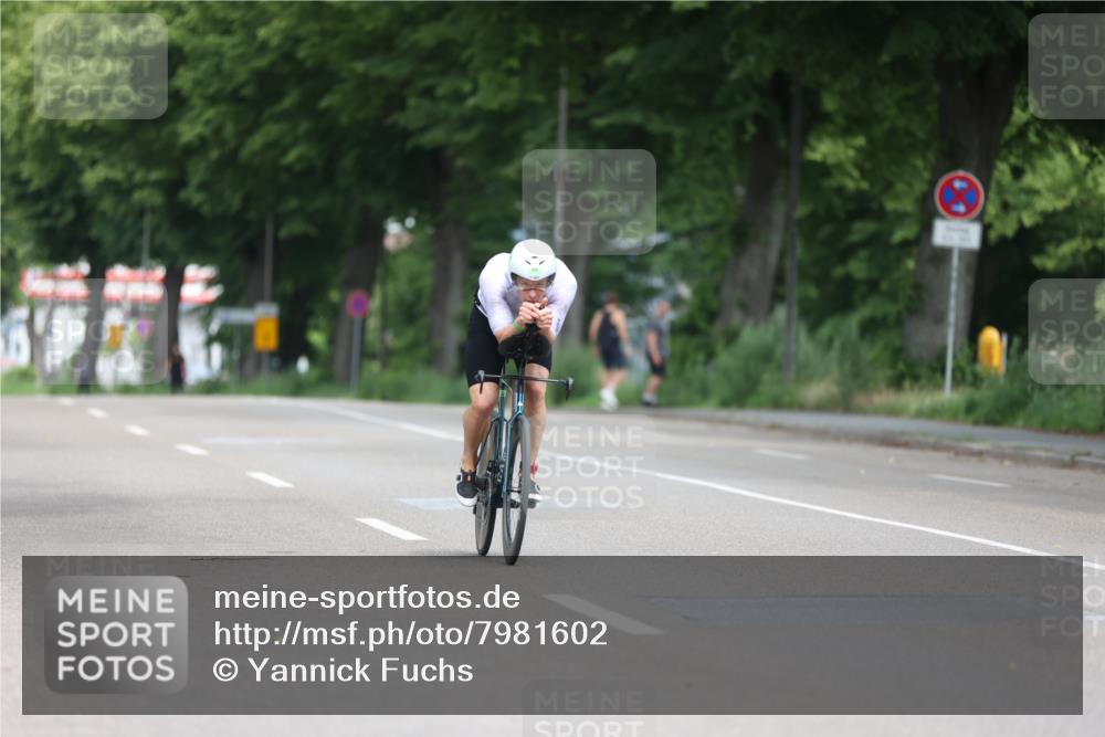 15.06.2025 - 7 Türme Triathlon Yannick Fuchs http://msf.ph/oto/7981602 15.06.2025 11:26:02 Radfahren  meine-sportfotos.de