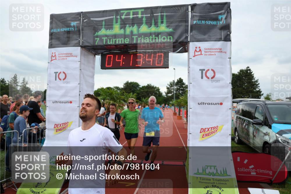 15.06.2025 - 7 Türme Triathlon Michael Strokosch http://msf.ph/oto/7981604 15.06.2025 14:13:40 Ziel 422, 591, 638, 798, 948 meine-sportfotos.de