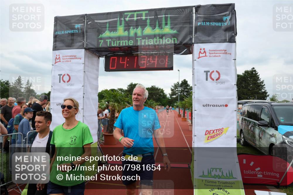 15.06.2025 - 7 Türme Triathlon Michael Strokosch http://msf.ph/oto/7981654 15.06.2025 14:13:41 Ziel 591, 638, 798, 948 meine-sportfotos.de