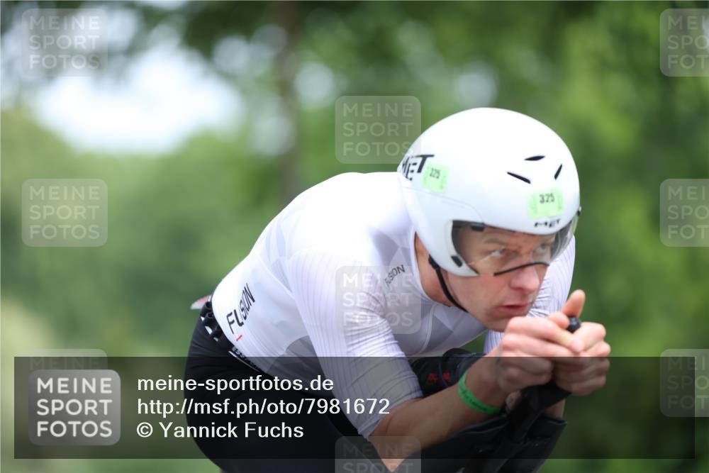 15.06.2025 - 7 Türme Triathlon Yannick Fuchs http://msf.ph/oto/7981672 15.06.2025 11:26:03 Radfahren  meine-sportfotos.de