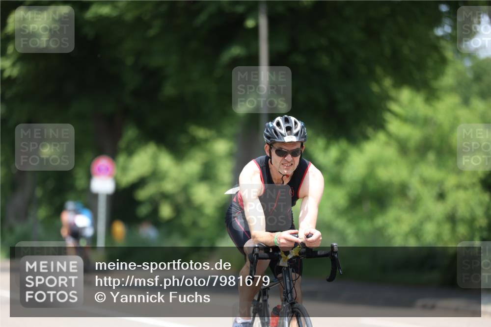 15.06.2025 - 7 Türme Triathlon Yannick Fuchs http://msf.ph/oto/7981679 15.06.2025 12:49:58 Radfahren 498 meine-sportfotos.de