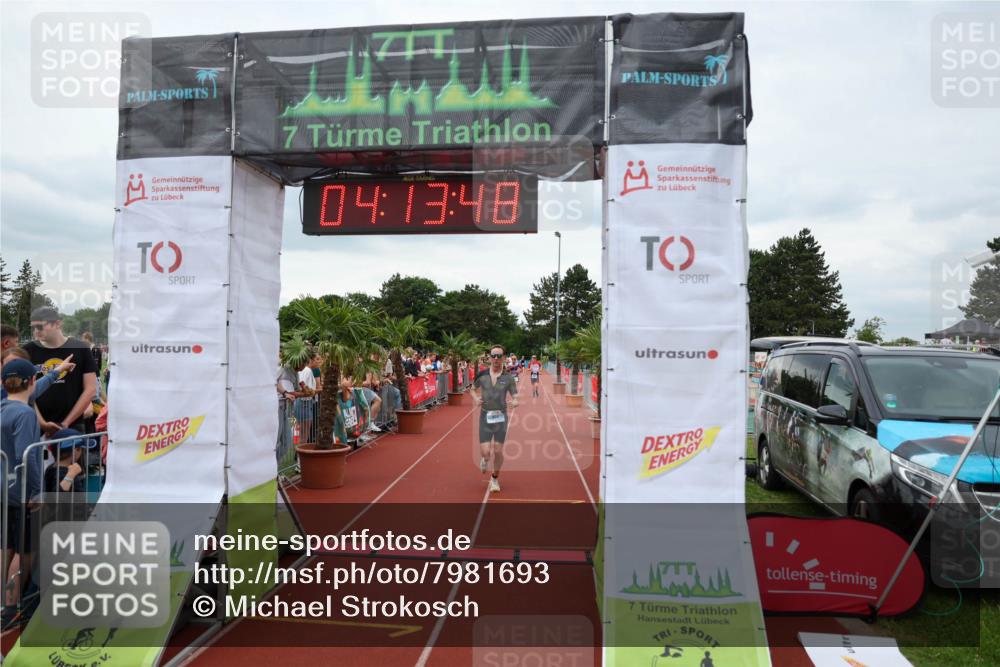 15.06.2025 - 7 Türme Triathlon Michael Strokosch http://msf.ph/oto/7981693 15.06.2025 14:13:48 Ziel 674 meine-sportfotos.de