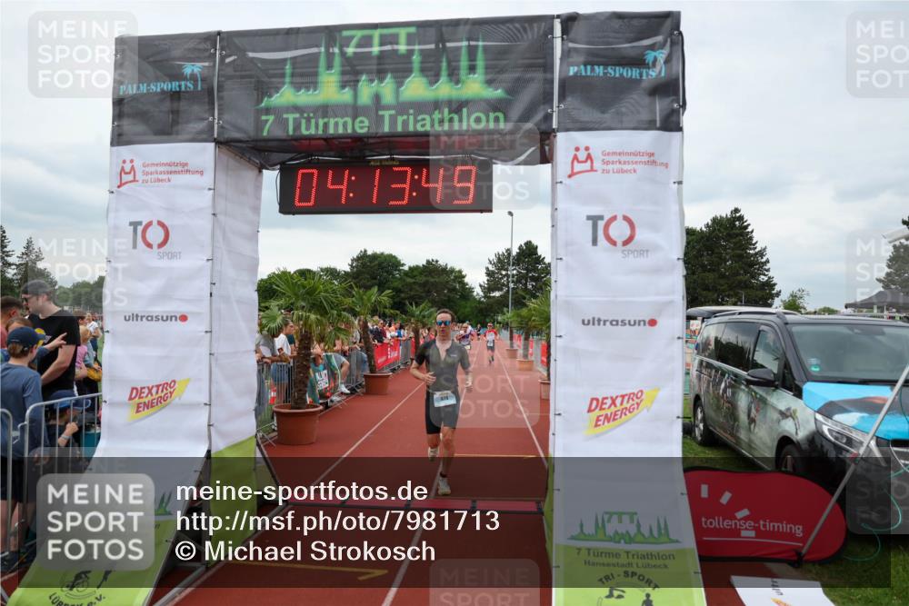 15.06.2025 - 7 Türme Triathlon Michael Strokosch http://msf.ph/oto/7981713 15.06.2025 14:13:48 Ziel 674 meine-sportfotos.de