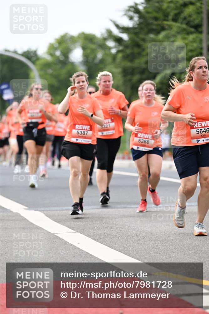 15.06.2025 - REWE Women's Run Dr. Thomas Lammeyer http://msf.ph/oto/7981728 15.06.2025 10:45:55 Laufen 5646, 5387, 5388 meine-sportfotos.de