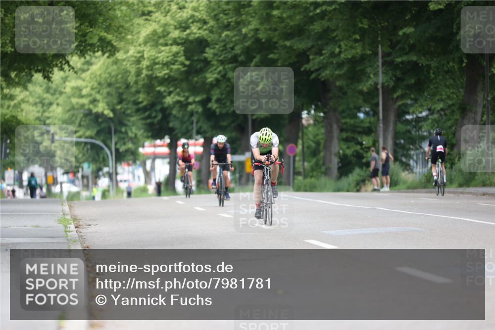15.06.2025 - 7 Türme Triathlon Yannick Fuchs http://msf.ph/oto/7981781 15.06.2025 11:26:25 Radfahren 223, 281, 336 meine-sportfotos.de