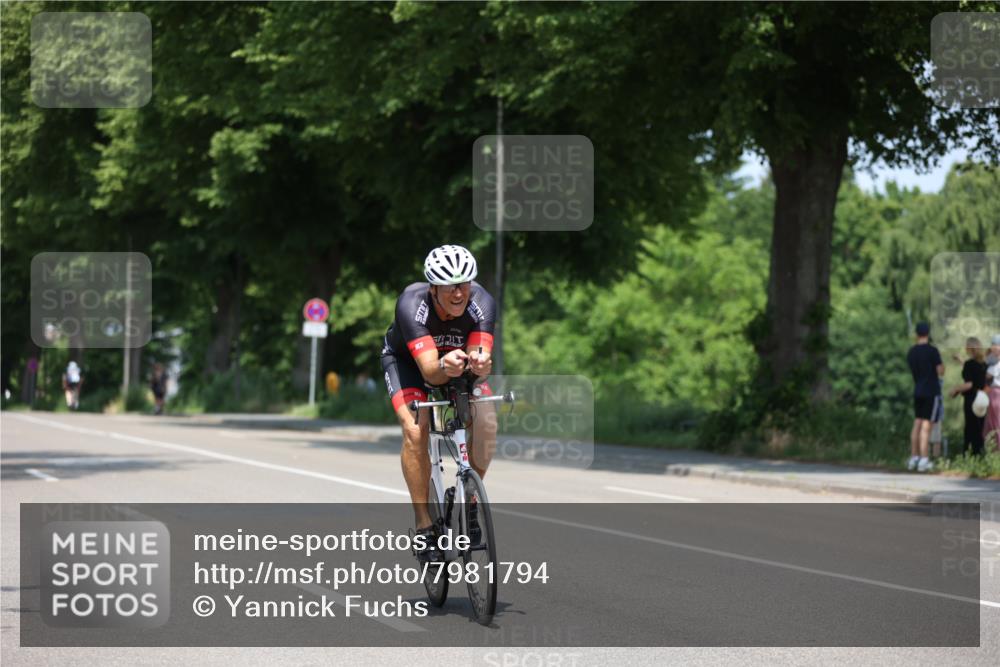 15.06.2025 - 7 Türme Triathlon Yannick Fuchs http://msf.ph/oto/7981794 15.06.2025 12:50:09 Radfahren 301, 371, 679 meine-sportfotos.de