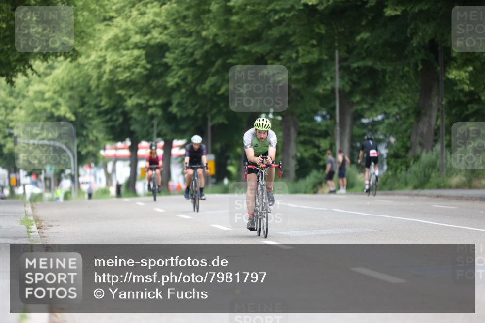 15.06.2025 - 7 Türme Triathlon Yannick Fuchs http://msf.ph/oto/7981797 15.06.2025 11:26:26 Radfahren 223, 281 meine-sportfotos.de