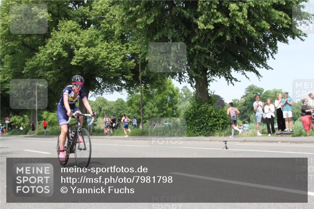 15.06.2025 - 7 Türme Triathlon Yannick Fuchs http://msf.ph/oto/7981798 15.06.2025 13:30:13 Radfahren  meine-sportfotos.de