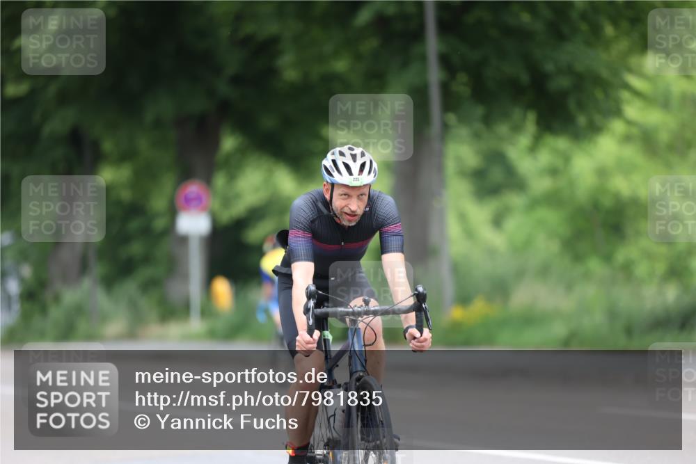 15.06.2025 - 7 Türme Triathlon Yannick Fuchs http://msf.ph/oto/7981835 15.06.2025 11:26:30 Radfahren 223, 281 meine-sportfotos.de