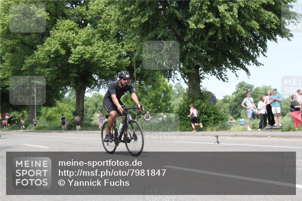 15.06.2025 - 7 Türme Triathlon Yannick Fuchs http://msf.ph/oto/7981847 15.06.2025 13:30:21 Radfahren  meine-sportfotos.de