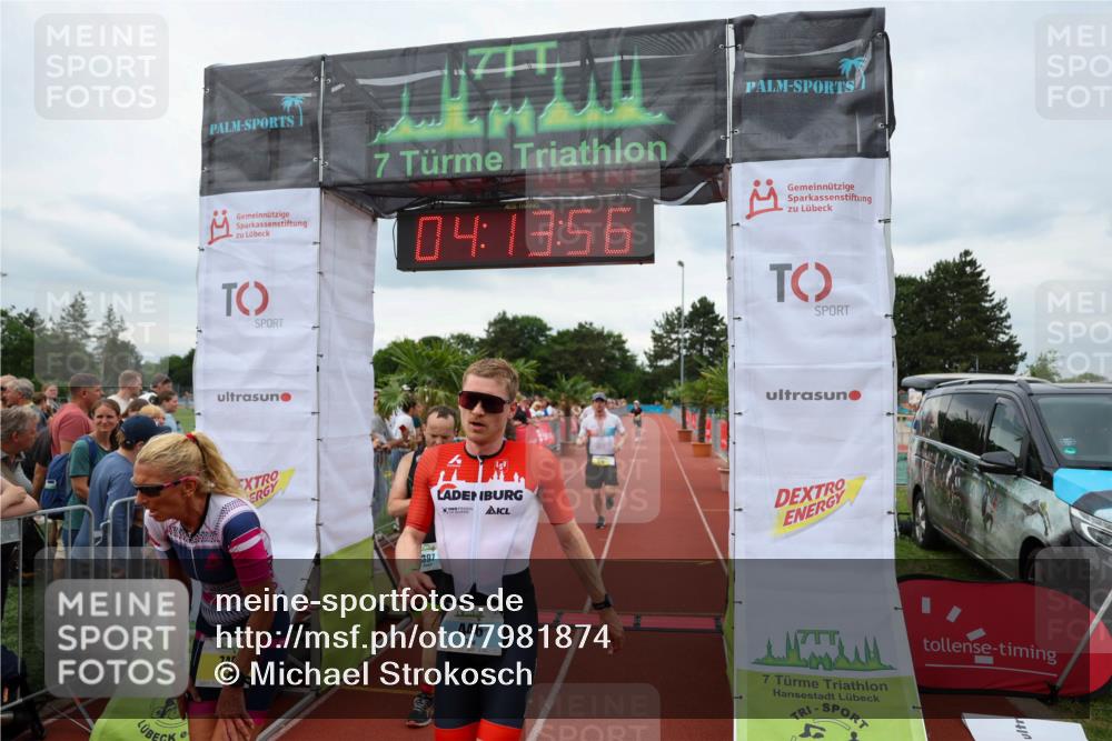 15.06.2025 - 7 Türme Triathlon Michael Strokosch http://msf.ph/oto/7981874 15.06.2025 14:13:56 Ziel 397, 445, 446, 674, 749, 1078 meine-sportfotos.de