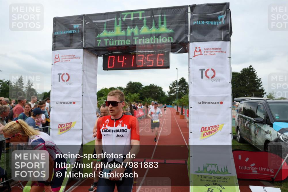 15.06.2025 - 7 Türme Triathlon Michael Strokosch http://msf.ph/oto/7981883 15.06.2025 14:13:56 Ziel 397, 445, 446, 674, 749, 1078 meine-sportfotos.de