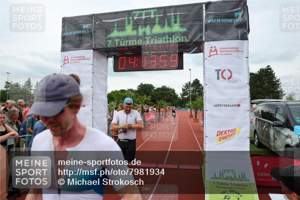 15.06.2025 - 7 Türme Triathlon Michael Strokosch http://msf.ph/oto/7981934 15.06.2025 14:13:59 Ziel 397, 445, 446, 712, 749, 1078 meine-sportfotos.de