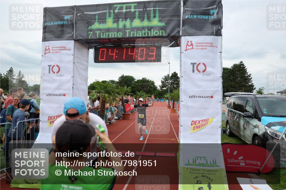 15.06.2025 - 7 Türme Triathlon Michael Strokosch http://msf.ph/oto/7981951 15.06.2025 14:14:02 Ziel 397, 445, 446, 712, 1078 meine-sportfotos.de