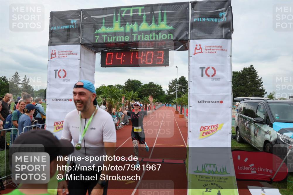 15.06.2025 - 7 Türme Triathlon Michael Strokosch http://msf.ph/oto/7981967 15.06.2025 14:14:03 Ziel 445, 712, 1078 meine-sportfotos.de