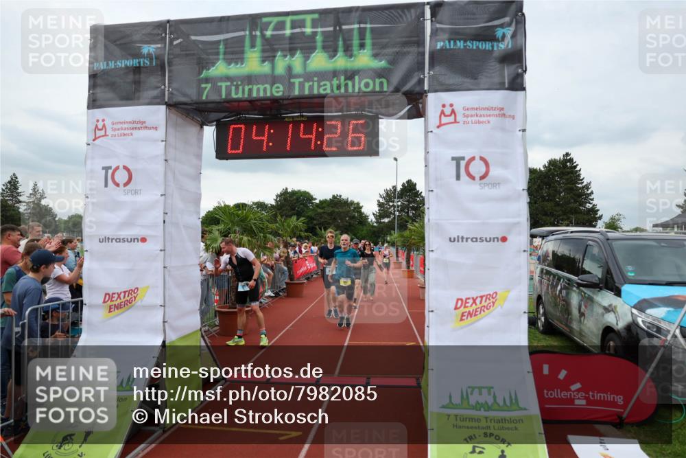 15.06.2025 - 7 Türme Triathlon Michael Strokosch http://msf.ph/oto/7982085 15.06.2025 14:14:25 Ziel 560, 656, 671, 758, 771, 813, 957 meine-sportfotos.de