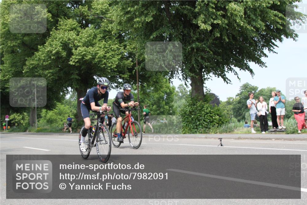 15.06.2025 - 7 Türme Triathlon Yannick Fuchs http://msf.ph/oto/7982091 15.06.2025 13:31:20 Radfahren  meine-sportfotos.de