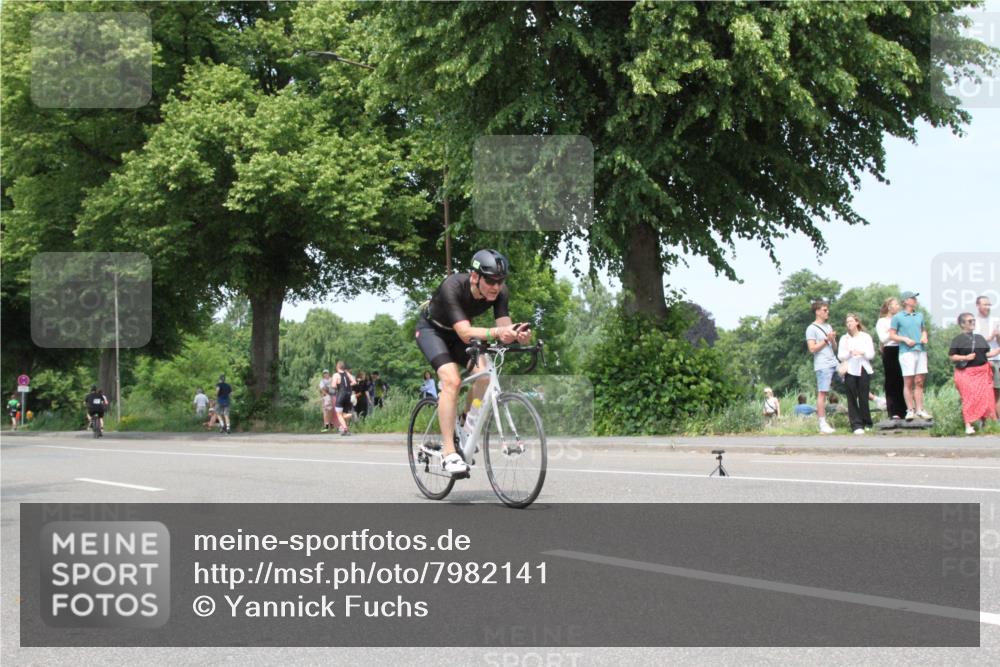 15.06.2025 - 7 Türme Triathlon Yannick Fuchs http://msf.ph/oto/7982141 15.06.2025 13:31:33 Radfahren  meine-sportfotos.de
