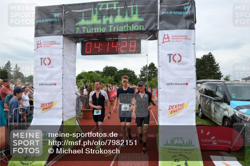 15.06.2025 - 7 Türme Triathlon Michael Strokosch http://msf.ph/oto/7982151 15.06.2025 14:14:28 Ziel 387, 560, 656, 758, 771, 813, 957 meine-sportfotos.de