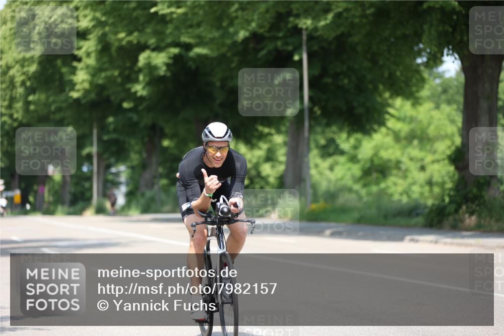 15.06.2025 - 7 Türme Triathlon Yannick Fuchs http://msf.ph/oto/7982157 15.06.2025 12:50:45 Radfahren 293, 396, 451, 678 meine-sportfotos.de