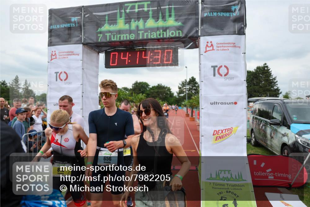 15.06.2025 - 7 Türme Triathlon Michael Strokosch http://msf.ph/oto/7982205 15.06.2025 14:14:29 Ziel 387, 560, 656, 758, 771, 813, 957 meine-sportfotos.de