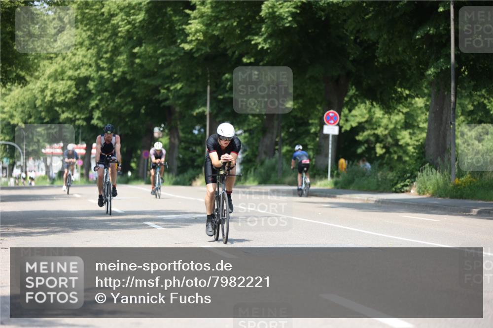 15.06.2025 - 7 Türme Triathlon Yannick Fuchs http://msf.ph/oto/7982221 15.06.2025 12:50:53 Radfahren 208, 225, 308, 610, 616 meine-sportfotos.de