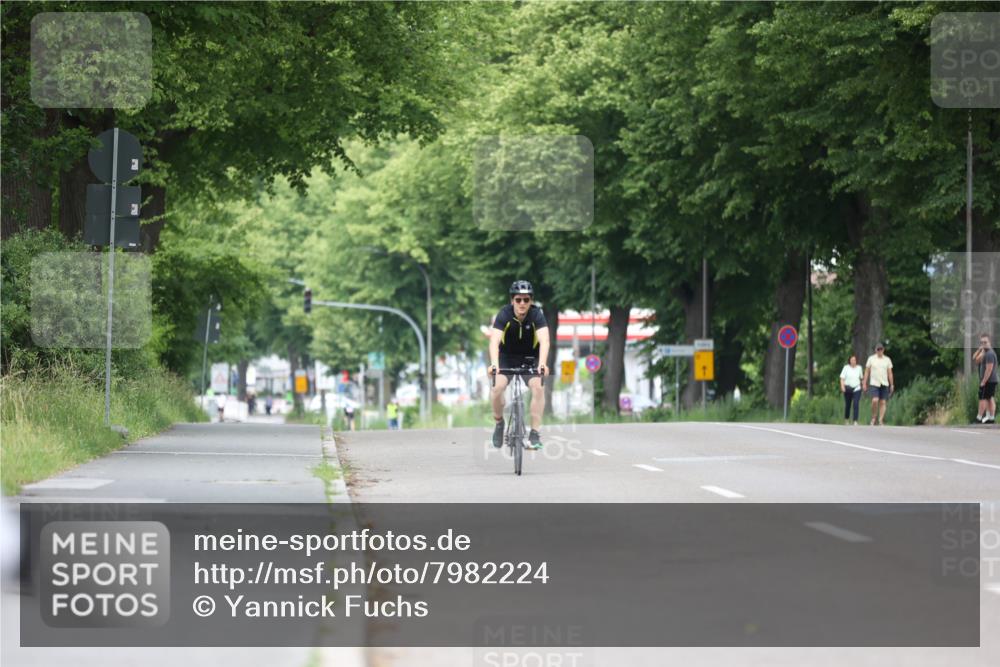 15.06.2025 - 7 Türme Triathlon Yannick Fuchs http://msf.ph/oto/7982224 15.06.2025 11:27:54 Radfahren 228, 234, 294 meine-sportfotos.de