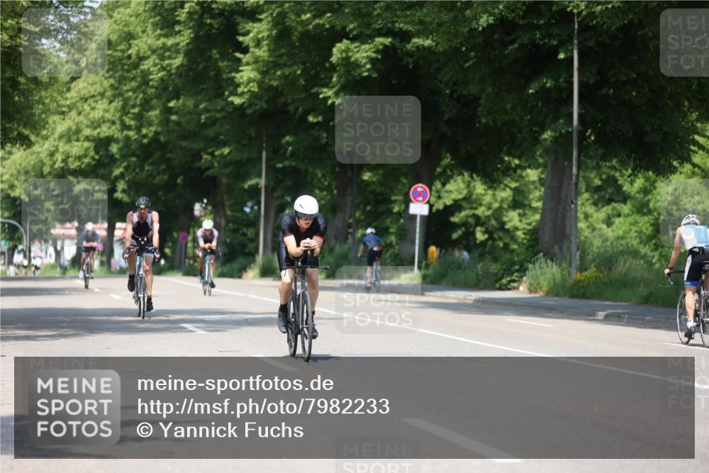 15.06.2025 - 7 Türme Triathlon Yannick Fuchs http://msf.ph/oto/7982233 15.06.2025 12:50:53 Radfahren 208, 225, 308, 610, 616 meine-sportfotos.de