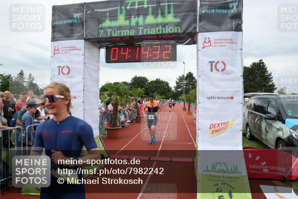 15.06.2025 - 7 Türme Triathlon Michael Strokosch http://msf.ph/oto/7982242 15.06.2025 14:14:32 Ziel 387, 560, 656, 669, 758, 771, 813, 957 meine-sportfotos.de
