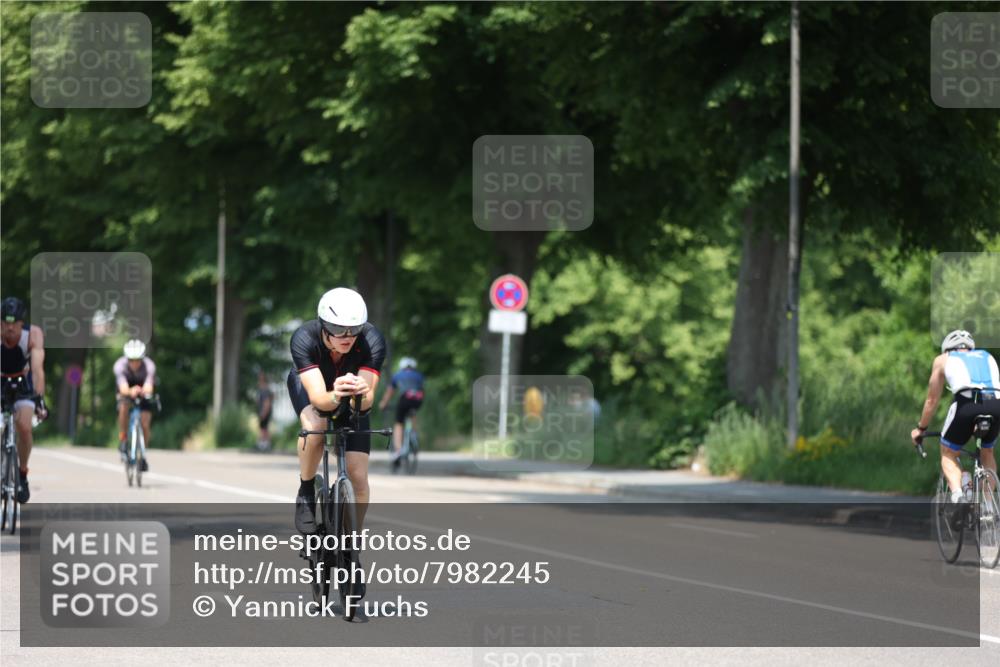 15.06.2025 - 7 Türme Triathlon Yannick Fuchs http://msf.ph/oto/7982245 15.06.2025 12:50:53 Radfahren 208, 225, 308, 610, 616 meine-sportfotos.de