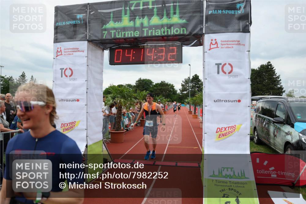 15.06.2025 - 7 Türme Triathlon Michael Strokosch http://msf.ph/oto/7982252 15.06.2025 14:14:32 Ziel 387, 560, 656, 669, 758, 771, 813, 957 meine-sportfotos.de