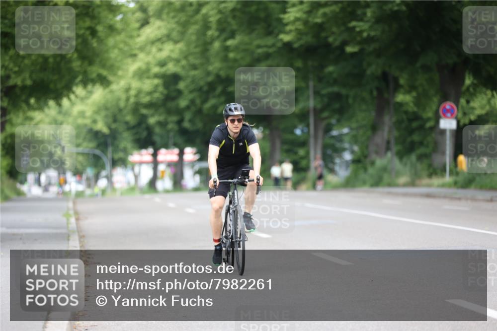 15.06.2025 - 7 Türme Triathlon Yannick Fuchs http://msf.ph/oto/7982261 15.06.2025 11:27:57 Radfahren 228, 234, 294 meine-sportfotos.de