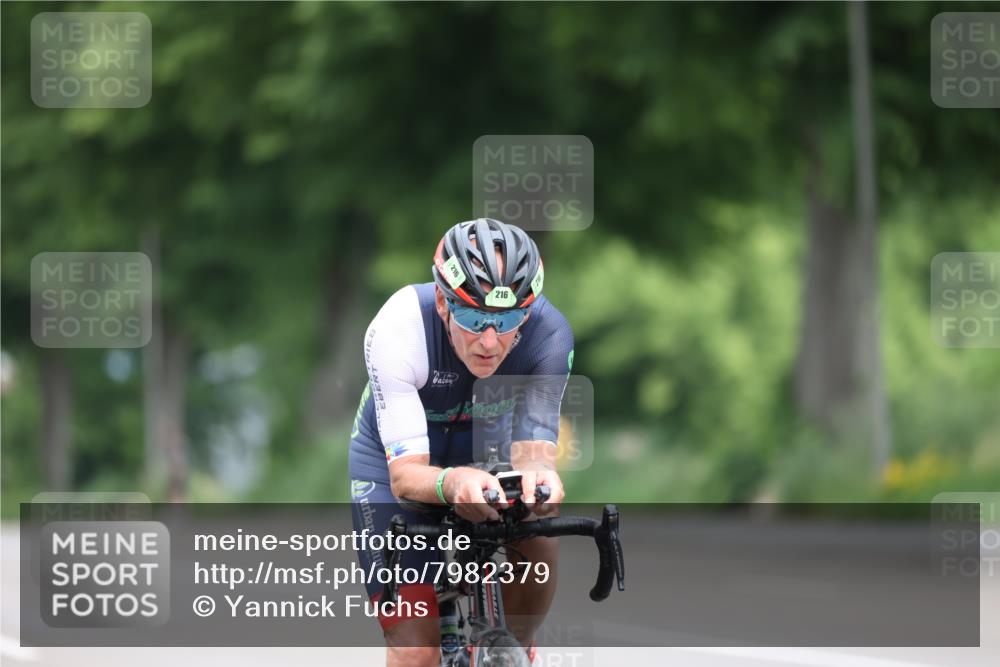 15.06.2025 - 7 Türme Triathlon Yannick Fuchs http://msf.ph/oto/7982379 15.06.2025 11:29:24 Radfahren  meine-sportfotos.de