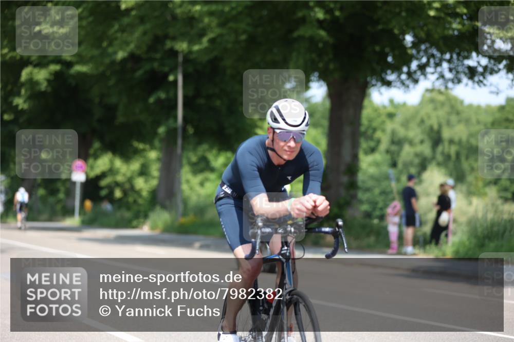 15.06.2025 - 7 Türme Triathlon Yannick Fuchs http://msf.ph/oto/7982382 15.06.2025 12:50:57 Radfahren 208, 225, 308, 435, 610, 616, 638 meine-sportfotos.de