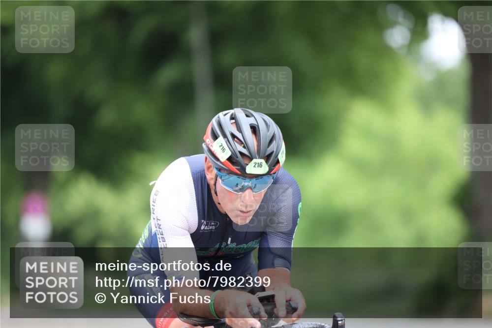 15.06.2025 - 7 Türme Triathlon Yannick Fuchs http://msf.ph/oto/7982399 15.06.2025 11:29:24 Radfahren  meine-sportfotos.de