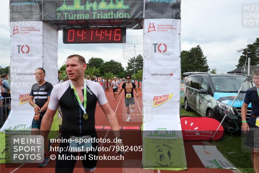 15.06.2025 - 7 Türme Triathlon Michael Strokosch http://msf.ph/oto/7982405 15.06.2025 14:14:45 Ziel 372, 411, 631, 679, 934, 1010, 1192 meine-sportfotos.de