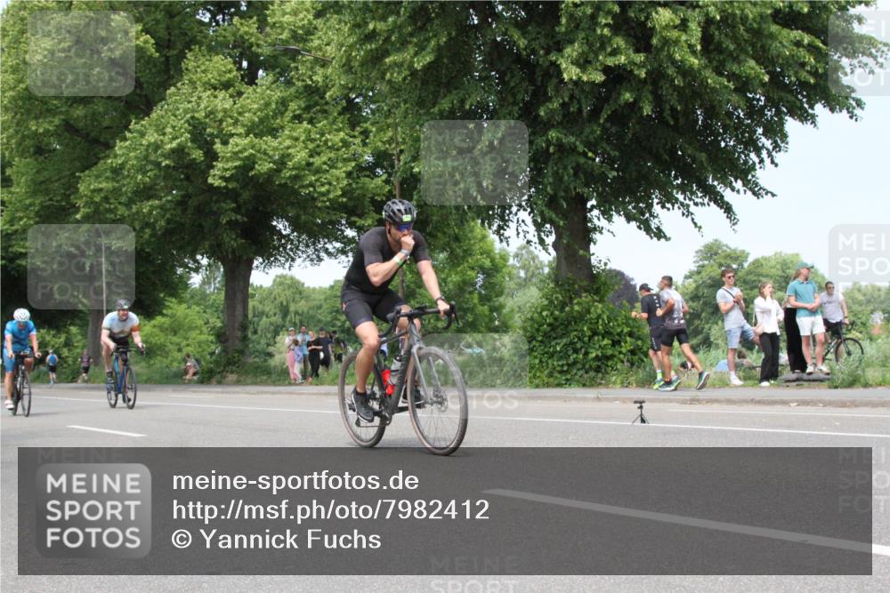 15.06.2025 - 7 Türme Triathlon Yannick Fuchs http://msf.ph/oto/7982412 15.06.2025 13:32:13 Radfahren  meine-sportfotos.de