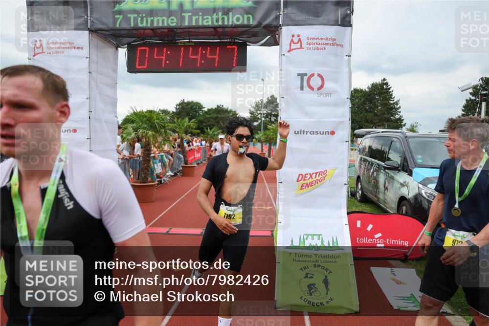 15.06.2025 - 7 Türme Triathlon Michael Strokosch http://msf.ph/oto/7982426 15.06.2025 14:14:46 Ziel 372, 411, 679, 934, 1010, 1192 meine-sportfotos.de
