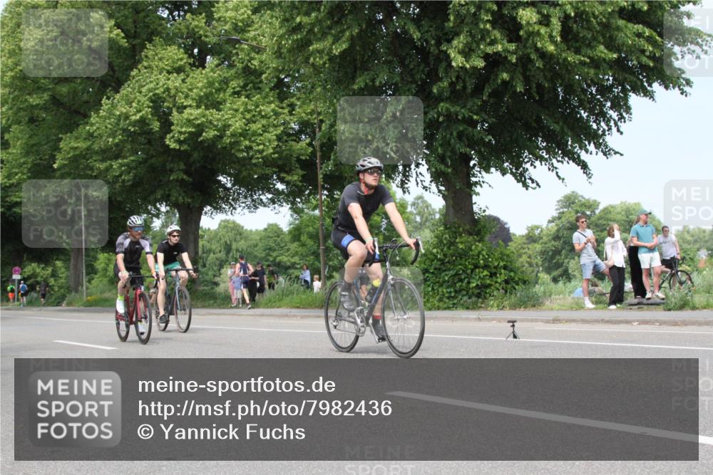 15.06.2025 - 7 Türme Triathlon Yannick Fuchs http://msf.ph/oto/7982436 15.06.2025 13:32:15 Radfahren  meine-sportfotos.de