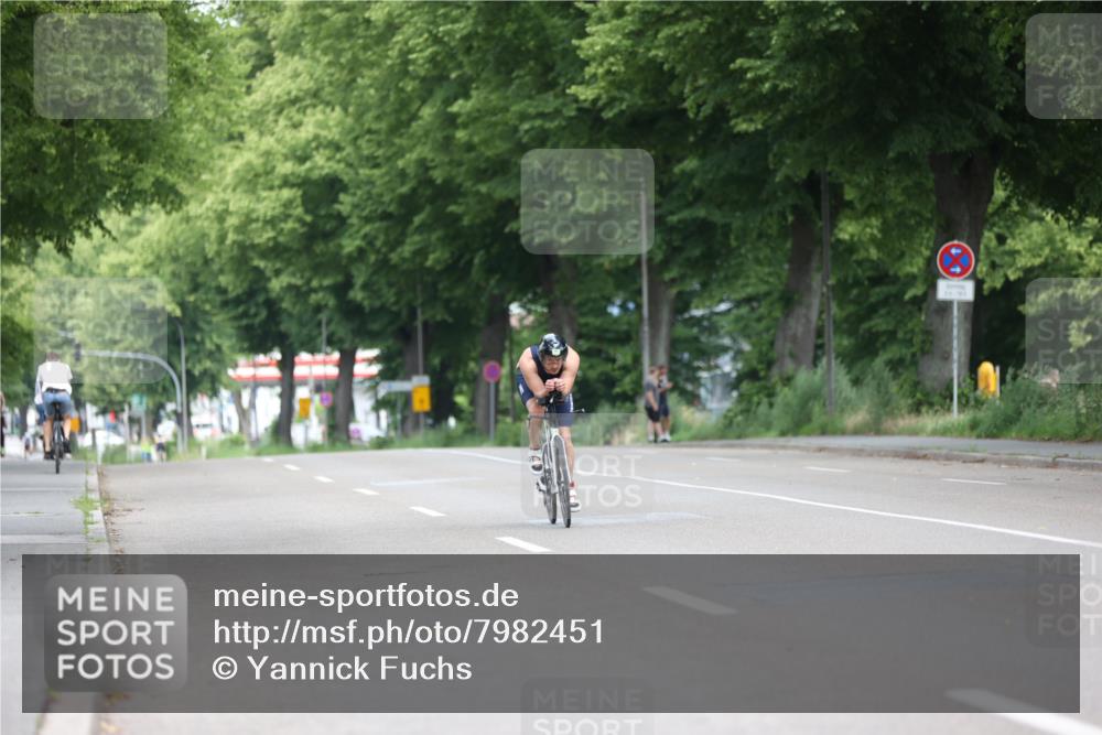 15.06.2025 - 7 Türme Triathlon Yannick Fuchs http://msf.ph/oto/7982451 15.06.2025 11:30:23 Radfahren  meine-sportfotos.de