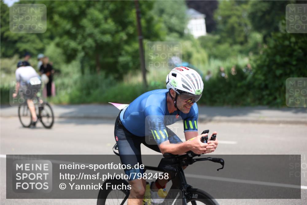 15.06.2025 - 7 Türme Triathlon Yannick Fuchs http://msf.ph/oto/7982458 15.06.2025 12:52:00 Radfahren 309 meine-sportfotos.de