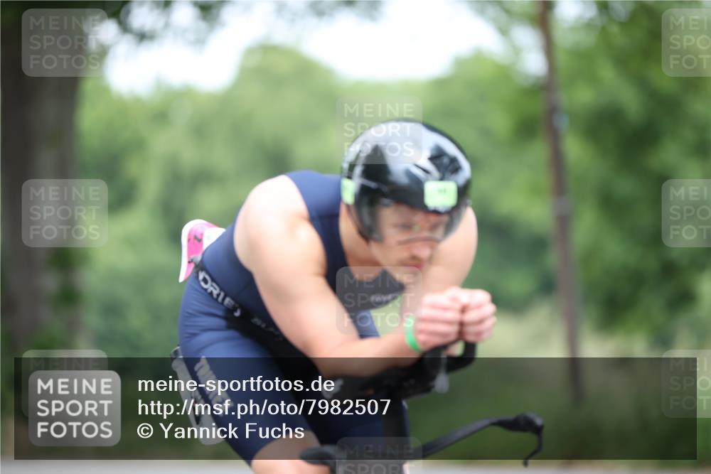 15.06.2025 - 7 Türme Triathlon Yannick Fuchs http://msf.ph/oto/7982507 15.06.2025 11:30:25 Radfahren  meine-sportfotos.de
